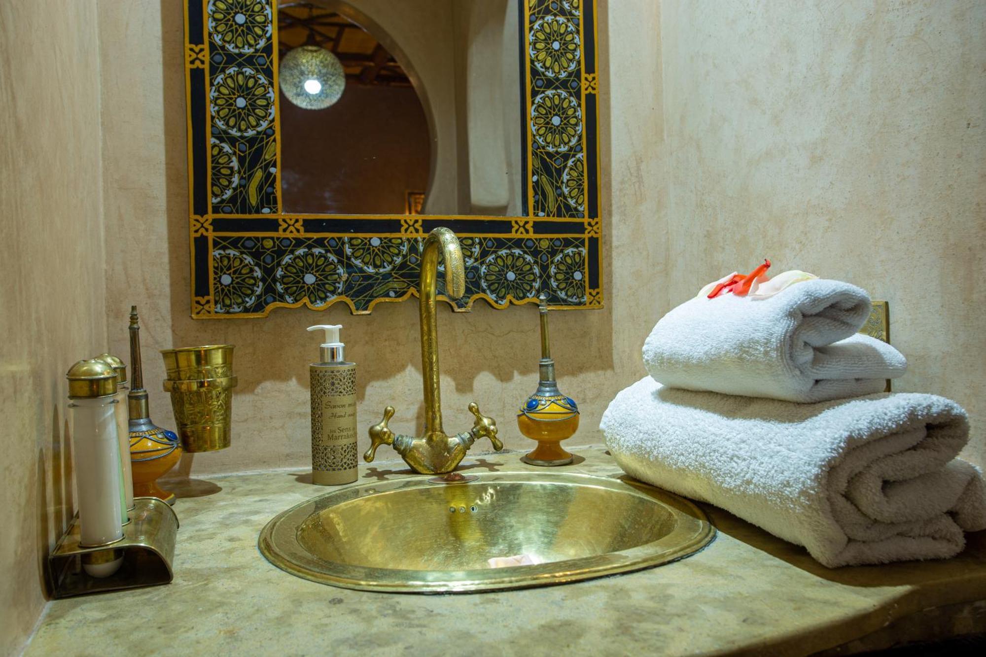 Chambre Triple avec Salle de Bains Privative