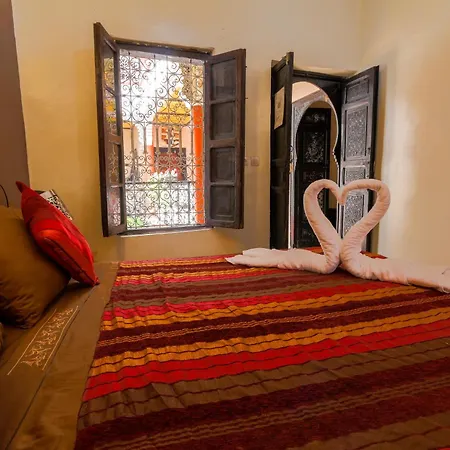 Riad Salma Restaurant Spa-2